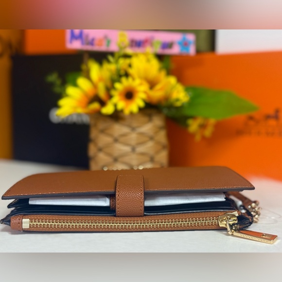 🆕MARC JACOBS Phone Wristlet Wallet from NORDSTROM Rack - Picture 13 of 17